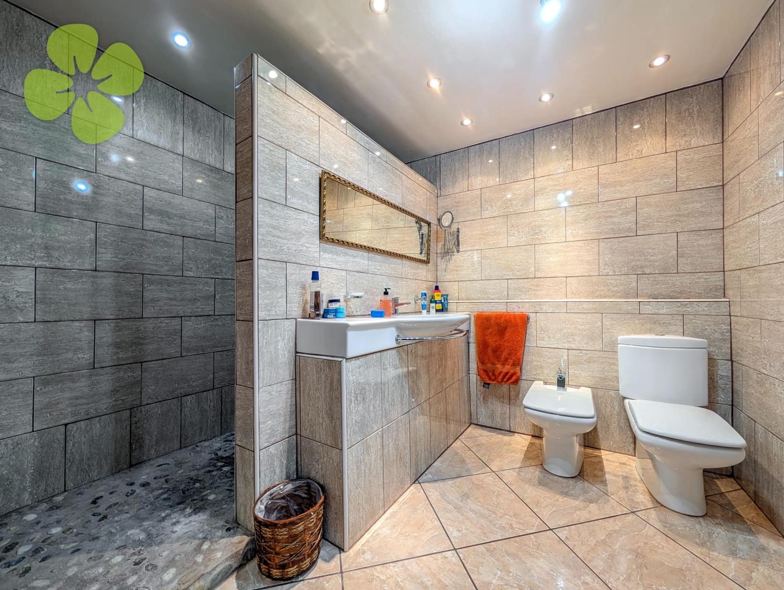 4 soveværelse Villa til salg i Seron med swimmingpool - € 374.995 (Ref: 9149491)