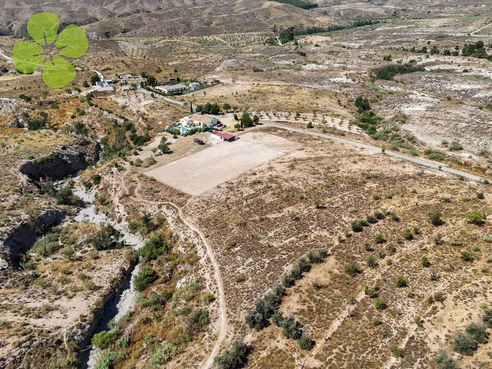 4 soveværelse Villa til salg i Seron med swimmingpool - € 374.995 (Ref: 9149491)