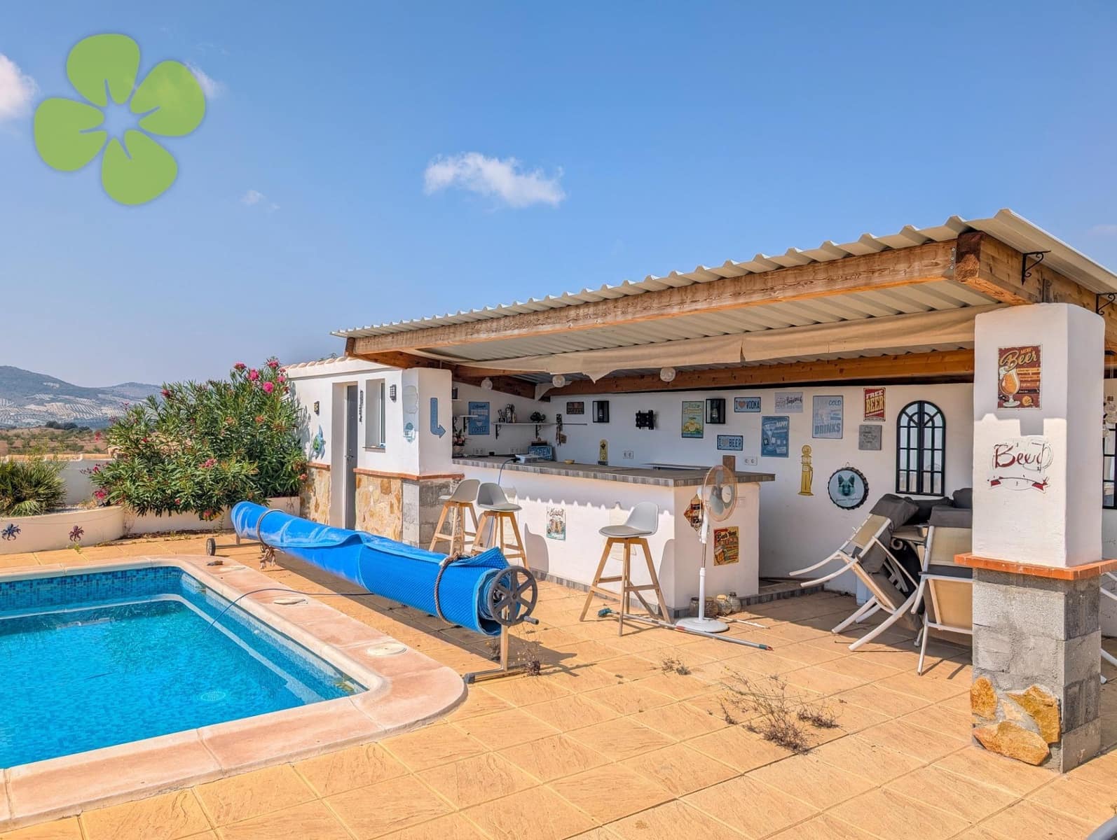 4 sypialnia Willa na sprzedaż w Dona Ines z basenem garażem - 329 950 € (Ref: 9188628)