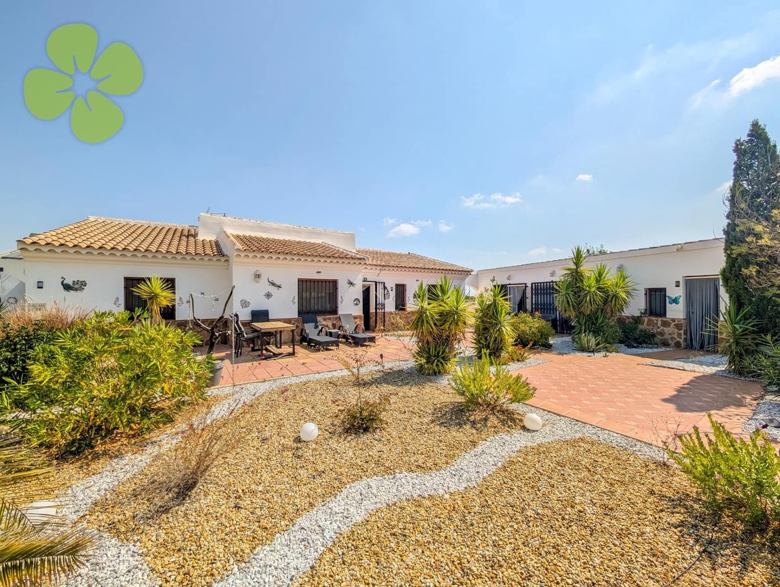 4 sypialnia Willa na sprzedaż w Dona Ines z basenem garażem - 329 950 € (Ref: 9188628)