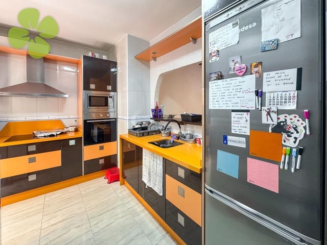 3 slaapkamer Flat te koop in Albox met garage - € 97.000 (Ref: 9264330)