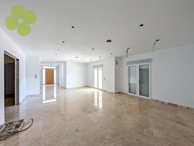 4 soveværelse Villa til salg i Los Cerricos, Oria med garage - € 164.990 (Ref: 9291446)