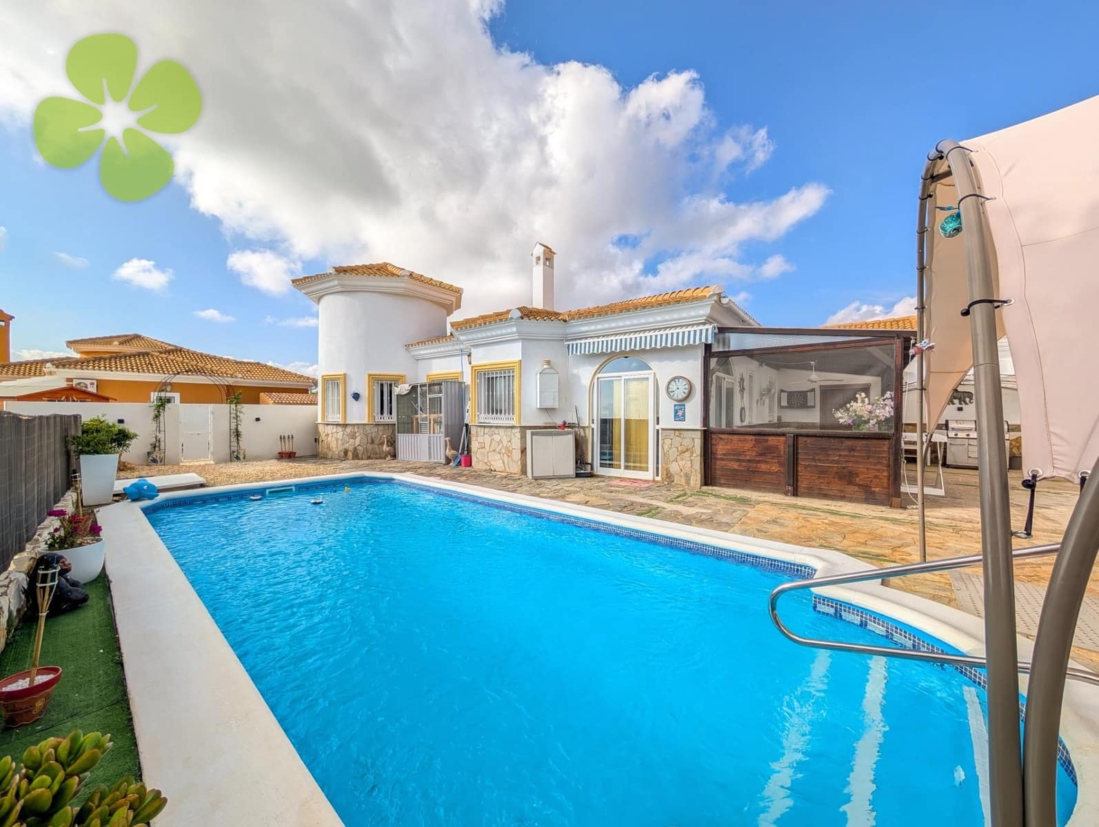 3 soveværelse Villa til salg i Partaloa med swimmingpool - € 275.000 (Ref: 9322059)