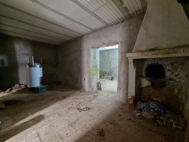 4 slaapkamer Huis te koop in Albox - € 65.000 (Ref: 9330826)