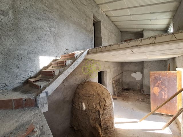 4 slaapkamer Huis te koop in Albox - € 65.000 (Ref: 9330826)