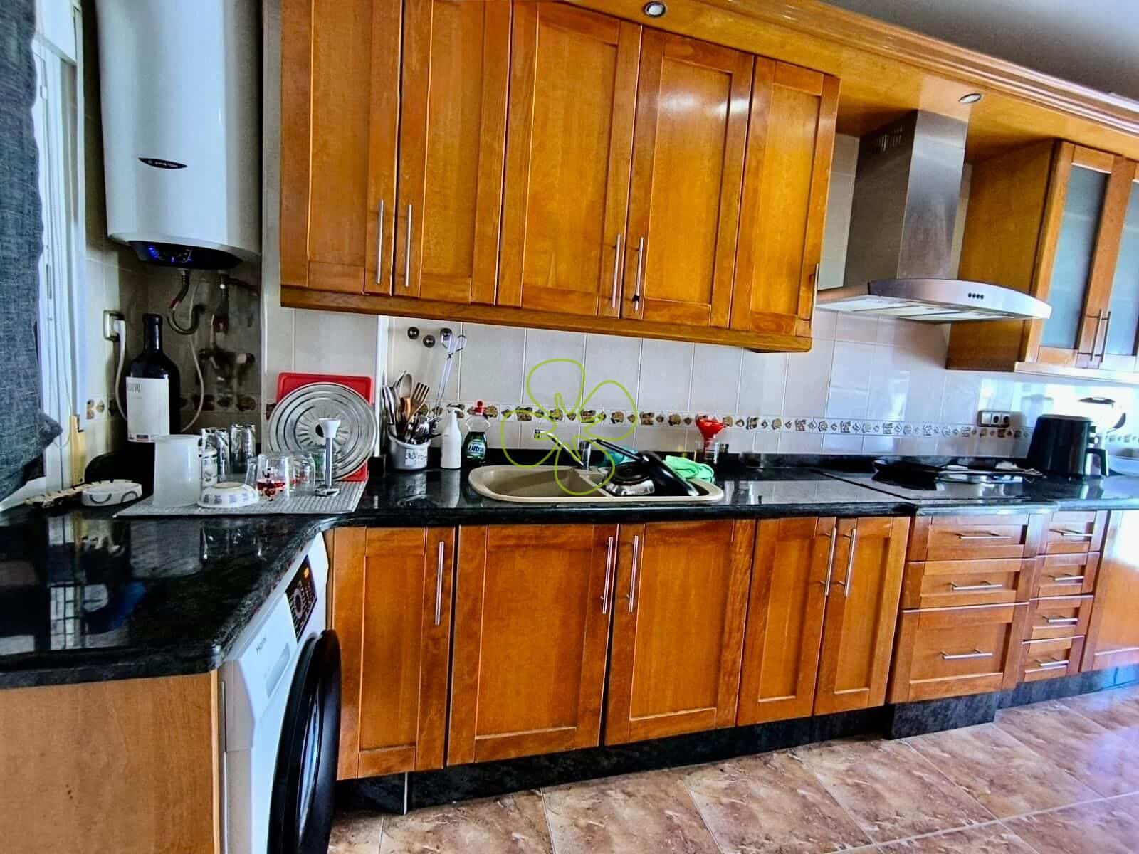 3 soveværelse Lejlighed til salg i Cantoria med garage - € 85.000 (Ref: 9379251)