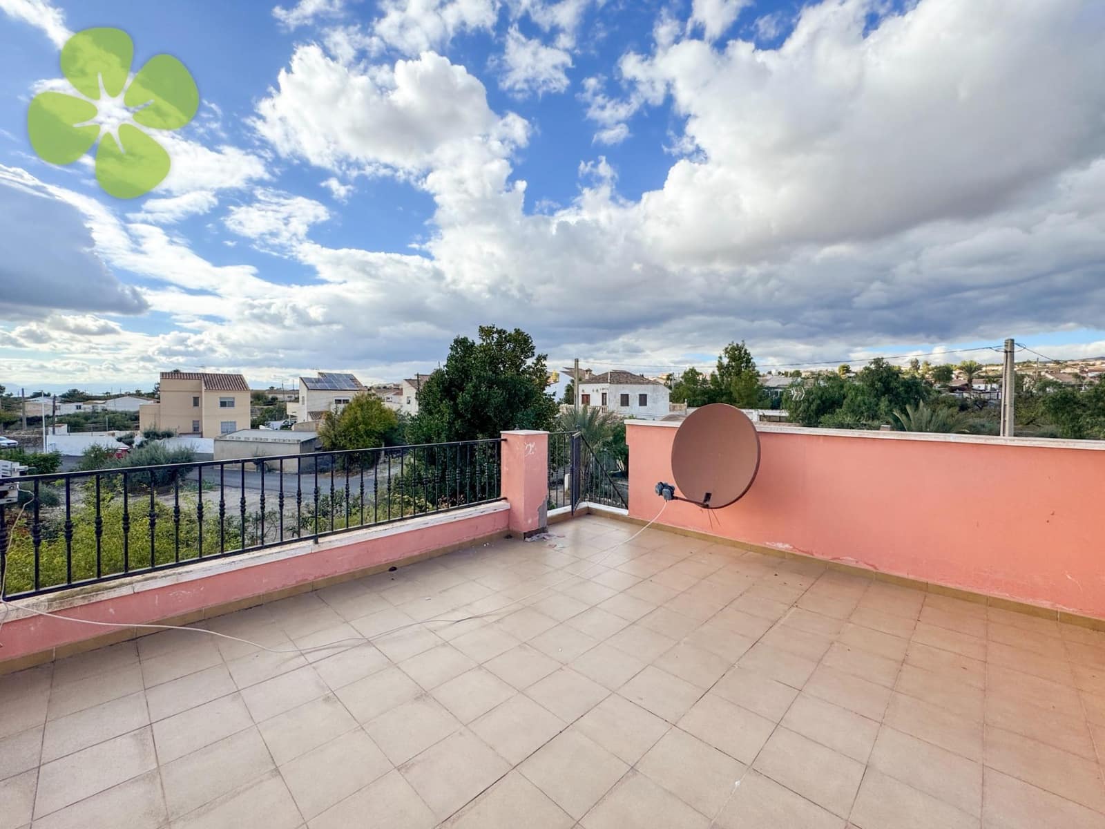 4 sovrum Villa till salu i Urcal med pool garage - 279 950 € (Ref: 9401371)