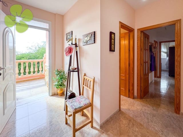 4 soveværelse Villa til salg i Urcal, Huércal-Overa med swimmingpool garage - € 279.950 (Ref: 9401371)