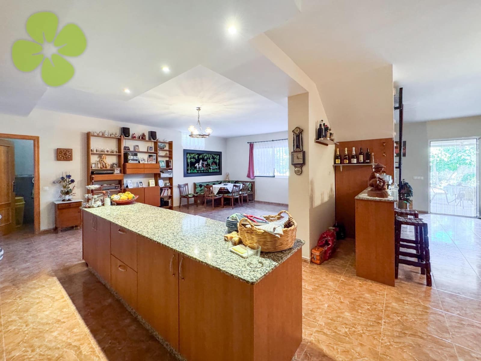 4 sovrum Villa till salu i Urcal med pool garage - 279 950 € (Ref: 9401371)