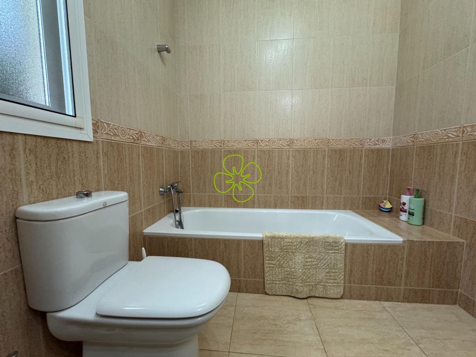 3 soverom Villa til salgs i El Cucador - € 220 000 (Ref: 9414280)