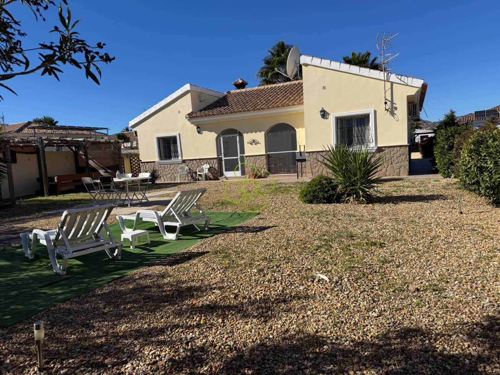 3 soverom Villa til salgs i El Cucador - € 220 000 (Ref: 9414280)