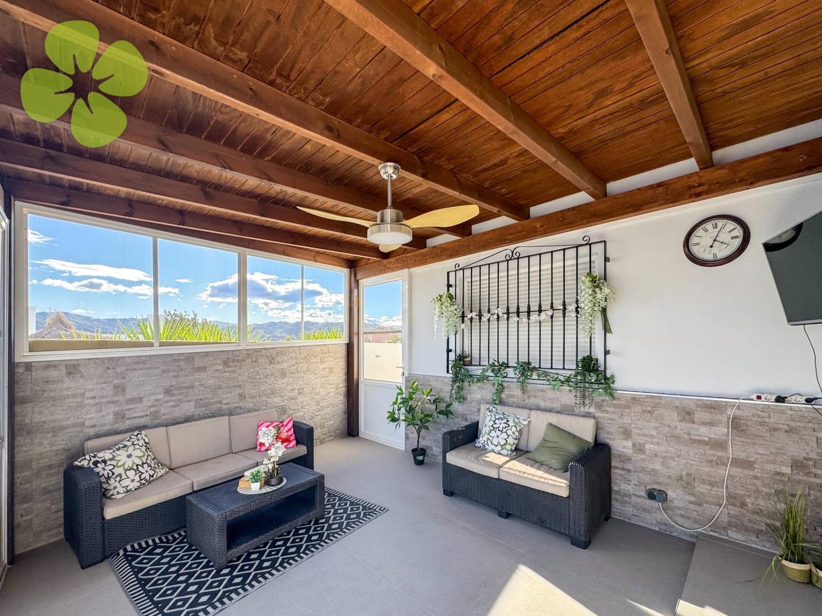 4 bedroom Villa for sale in Arboleas with pool - € 375,000 (Ref: 9435970)