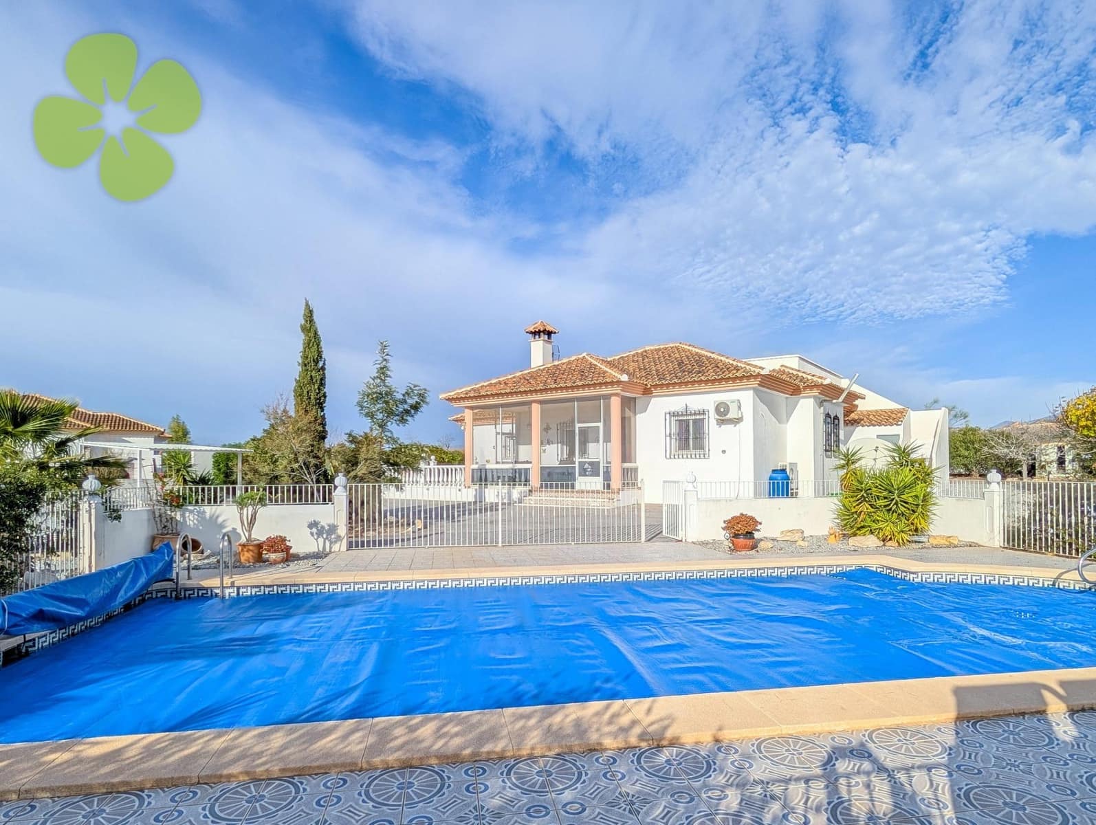 3 sypialnia Willa na sprzedaż w La Aljambra z basenem - 289 000 € (Ref: 9449582)