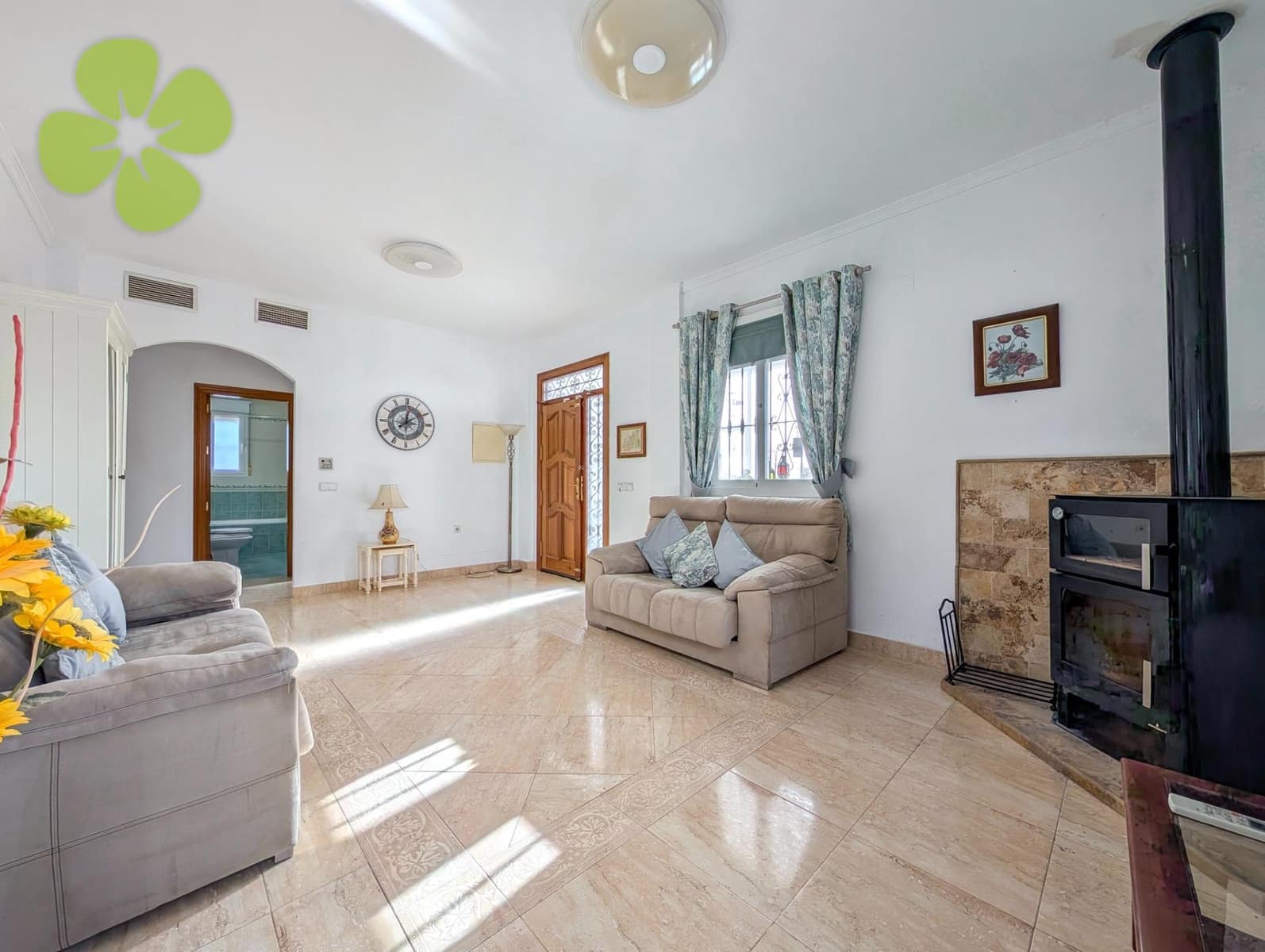 3 sypialnia Willa na sprzedaż w La Aljambra z basenem - 289 000 € (Ref: 9449582)