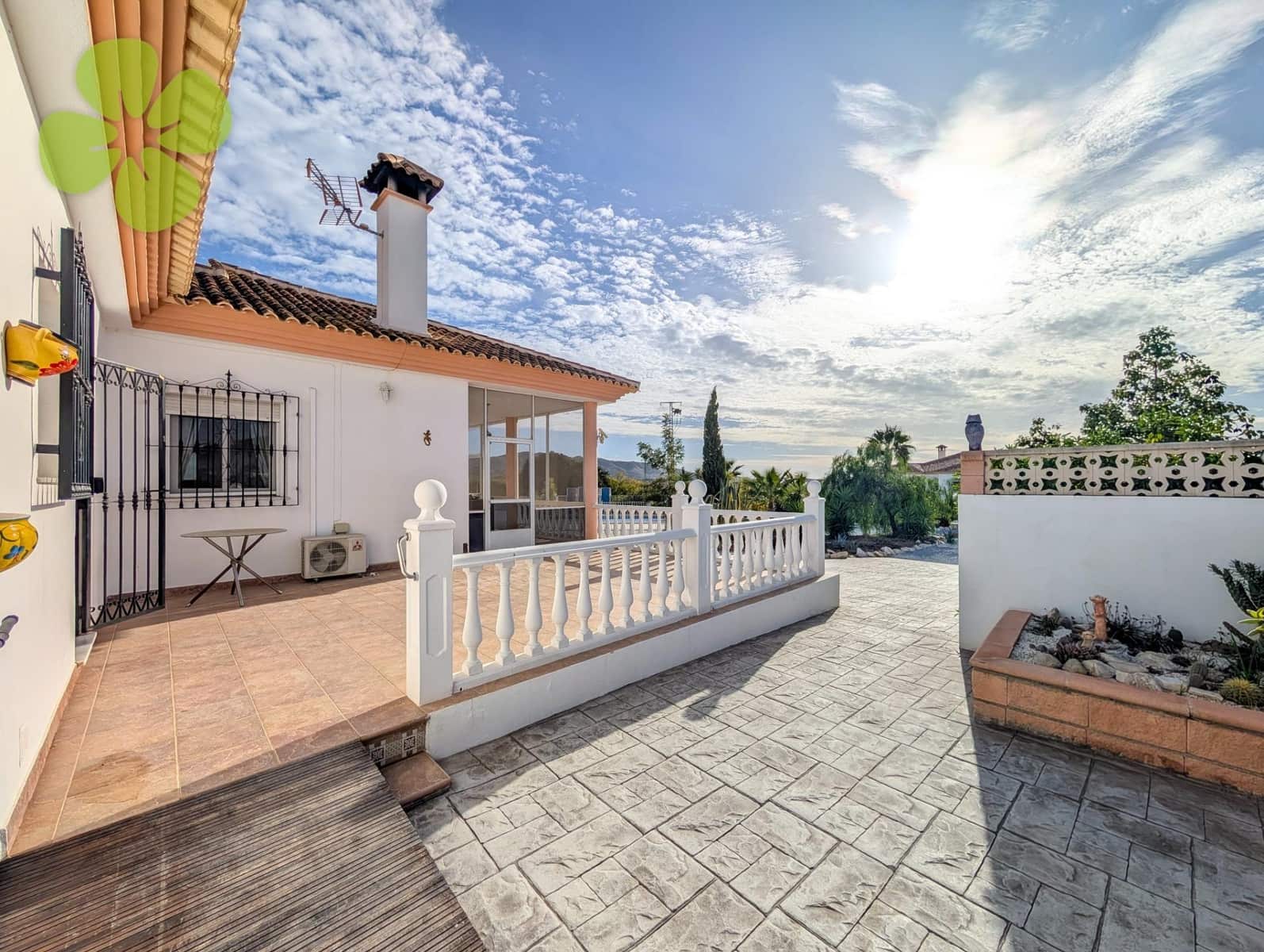 3 sypialnia Willa na sprzedaż w La Aljambra z basenem - 289 000 € (Ref: 9449582)