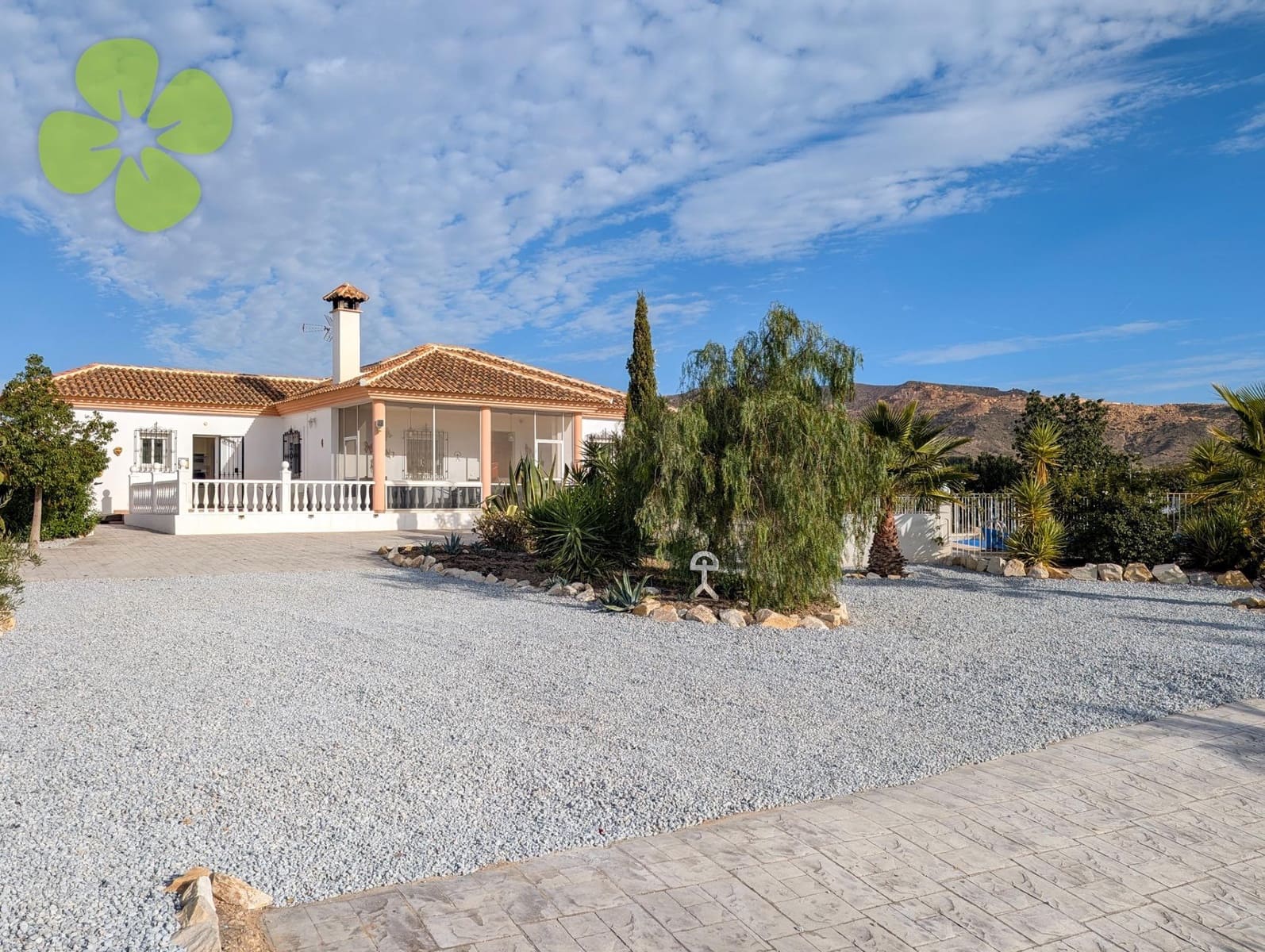 3 sypialnia Willa na sprzedaż w La Aljambra z basenem - 289 000 € (Ref: 9449582)