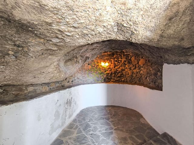 2 slaapkamer Huis te koop in Partaloa met garage - € 99.500 (Ref: 9465664)