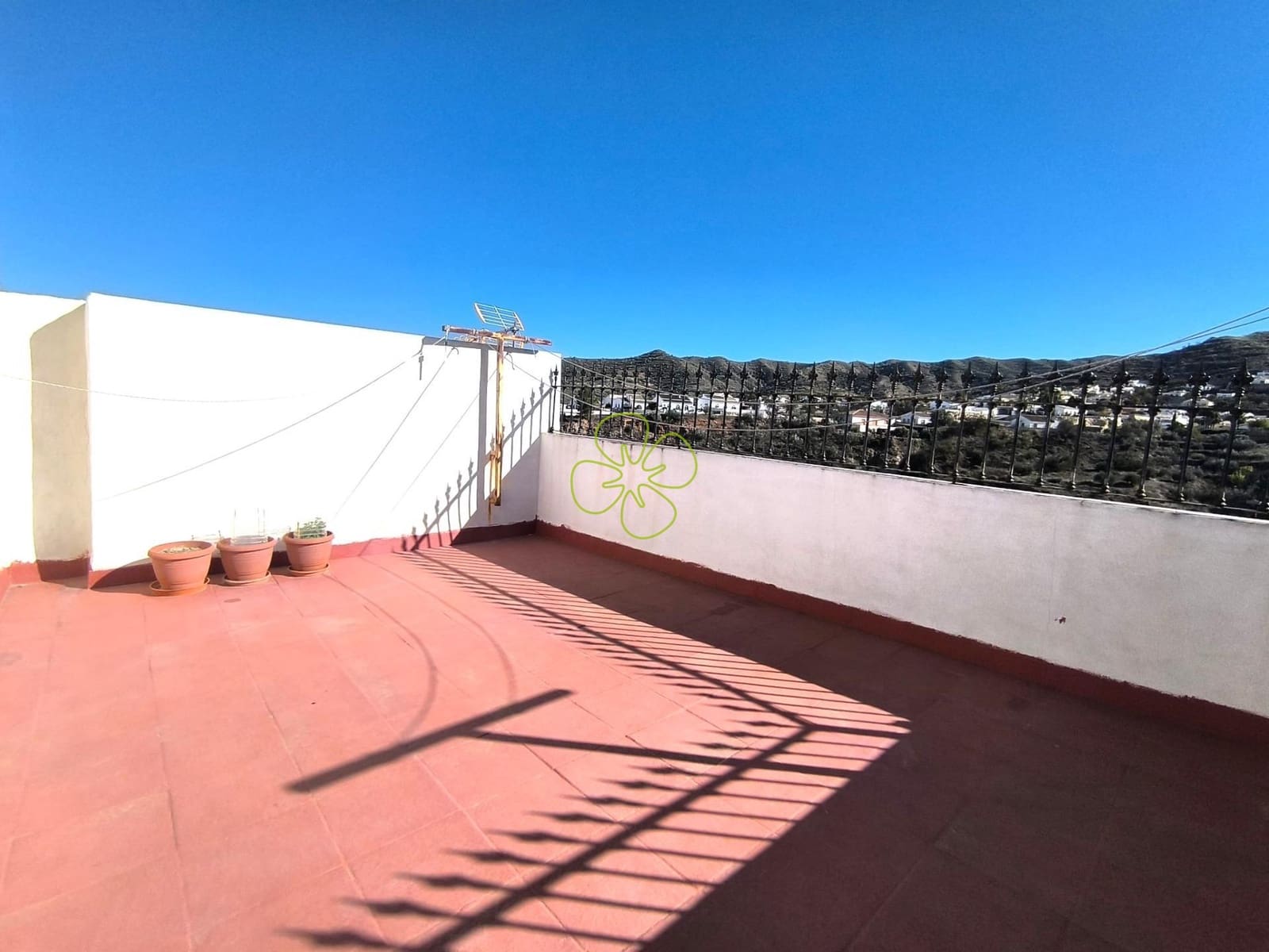 Casa de 6 habitaciones en Albanchez en venta - 95.000 € (Ref: 9465667)