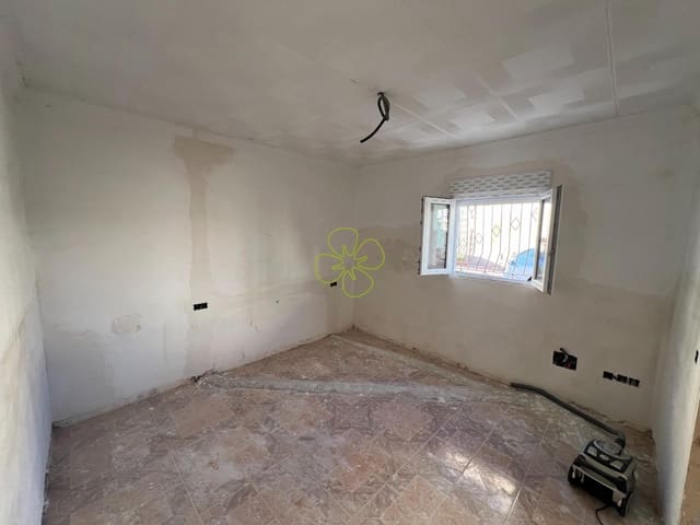 4 soverom Hus til salgs i La Alfoquia, Zurgena - € 140 000 (Ref: 9465668)