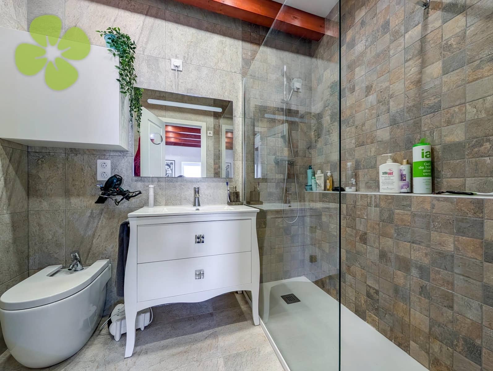 3 slaapkamer Huis te koop in Lijar met zwembad garage - € 219.000 (Ref: 9530927)