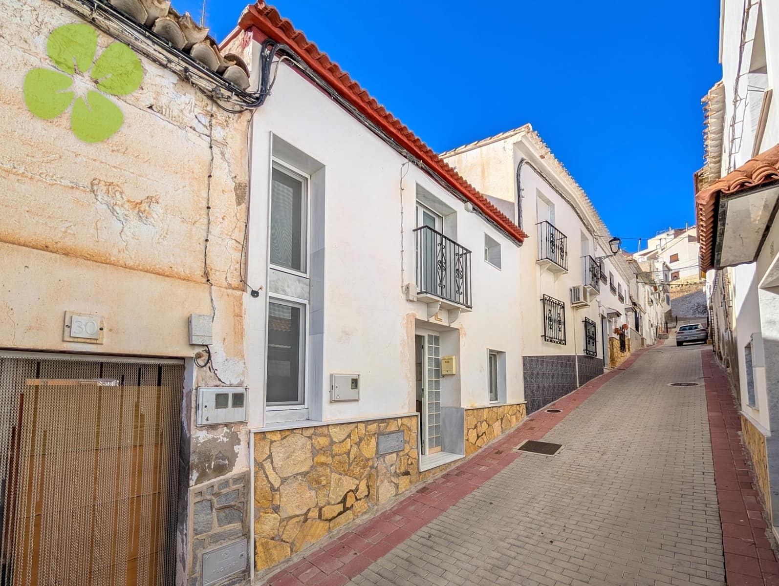 3 slaapkamer Huis te koop in Lijar met zwembad garage - € 219.000 (Ref: 9530927)