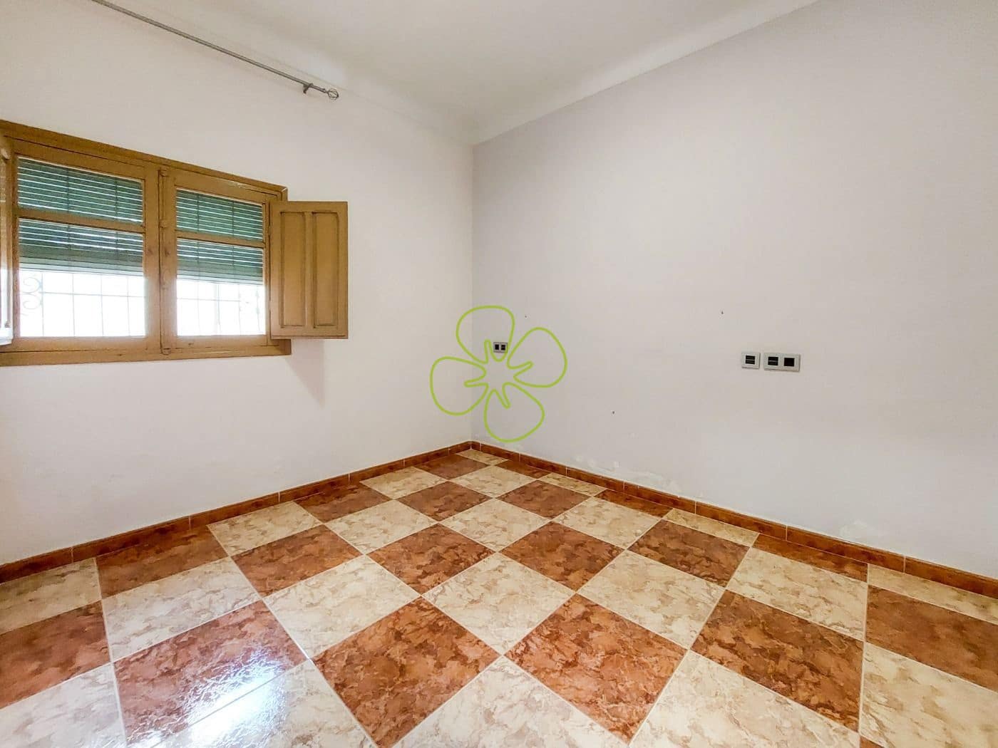 3 soverom Leilighet til salgs i Fines - € 66 000 (Ref: 9618210)