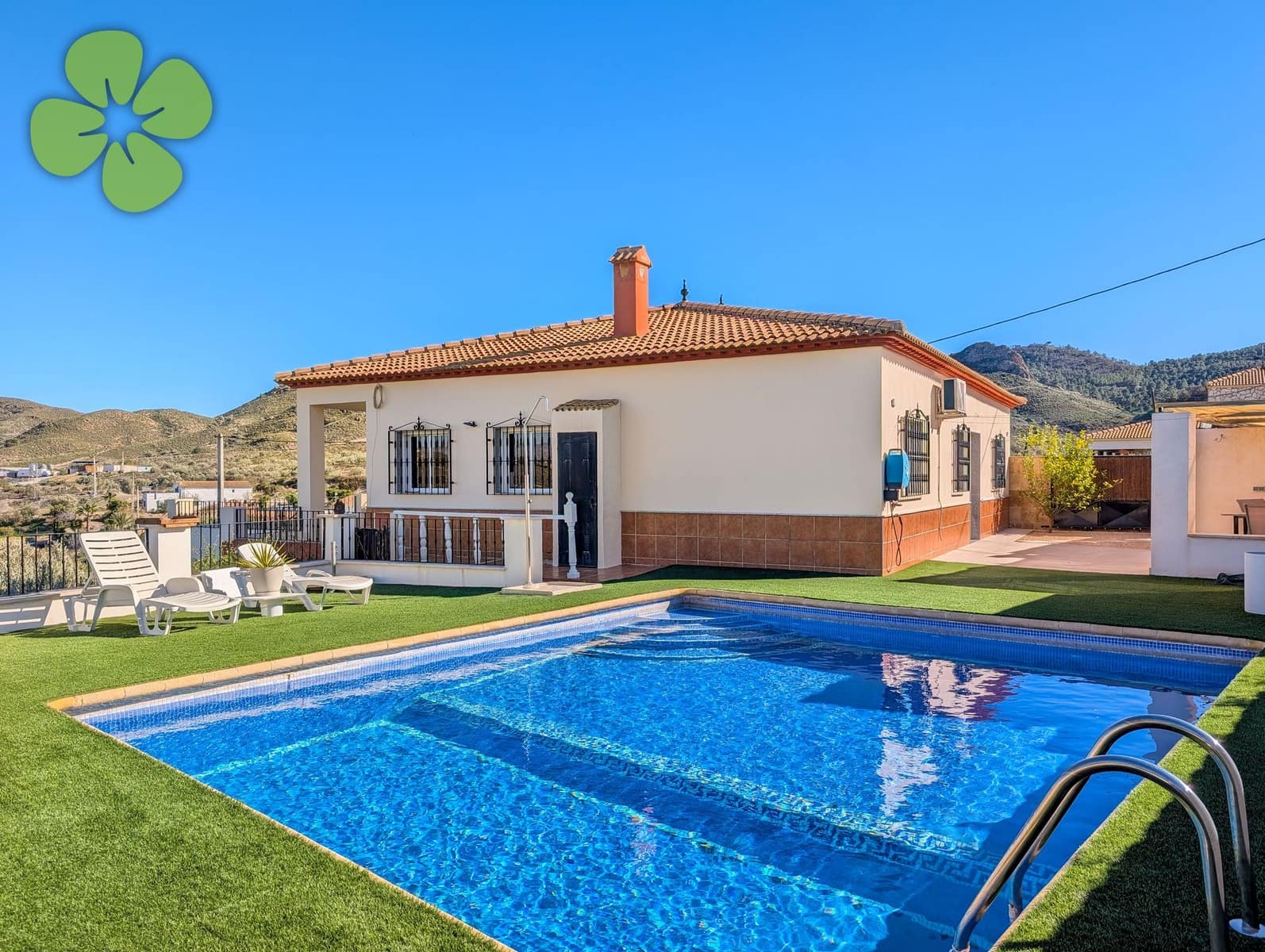 3 soveværelse Villa til salg i Cantoria med swimmingpool - € 239.995 (Ref: 9618215)