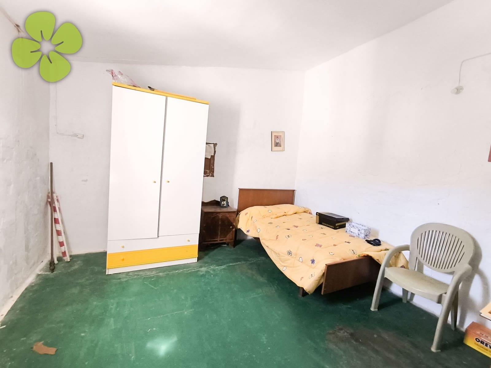 7 bedroom Finca/Country House for sale in Cantoria - € 199,999 (Ref: 9618216)