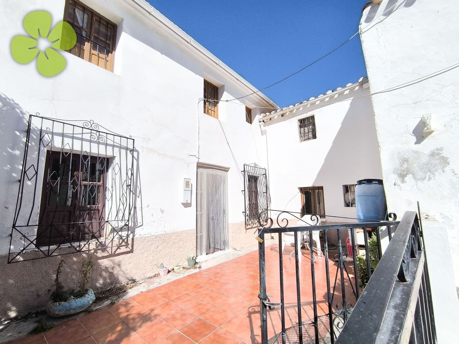 7 bedroom Finca/Country House for sale in Cantoria - € 199,999 (Ref: 9618216)