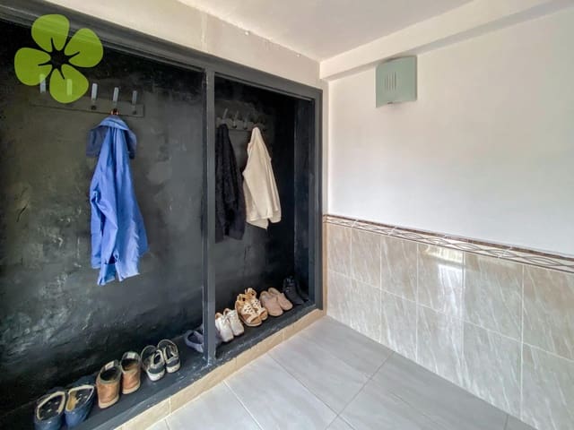 Chalet de 5 habitaciones en Arboleas en venta con piscina - 359.995 € (Ref: 9618217)