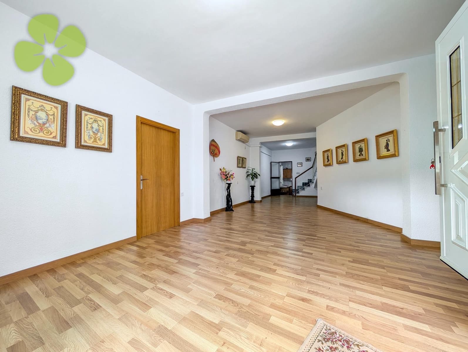 6 soveværelse Byhus til salg i Lijar - € 80.000 (Ref: 9618219)