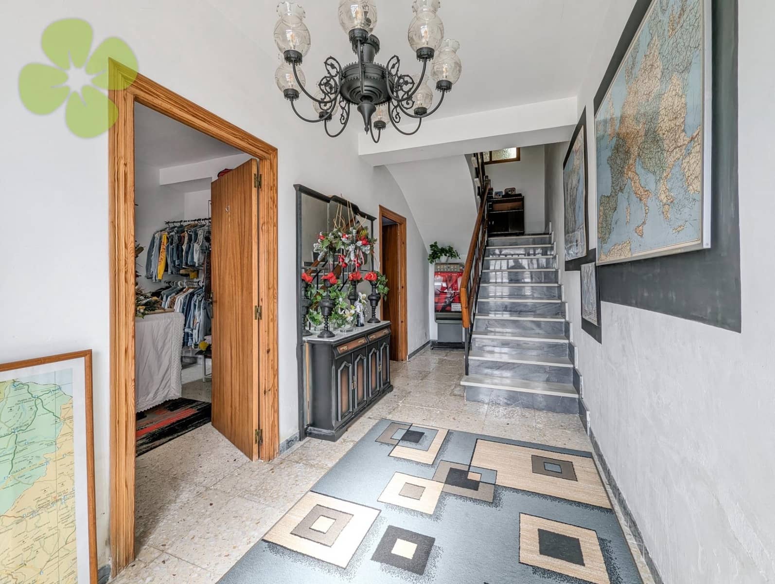 7 bedroom Townhouse for sale in Cullar with pool - € 149,000 (Ref: 9618222)