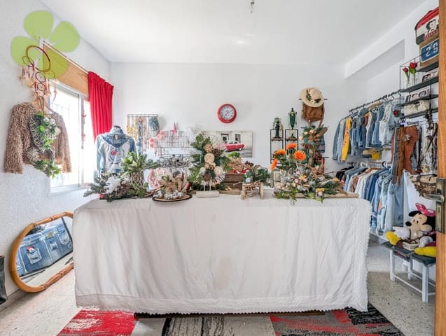 7 sovrum Hus till salu i Cúllar med pool - 149 000 € (Ref: 9618222)