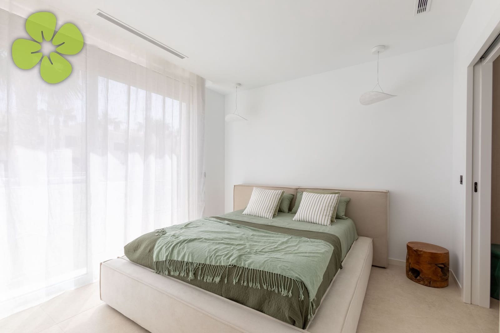 3 soveværelse Villa til salg i San Juan de los Terreros med swimmingpool - € 505.900 (Ref: 9618229)