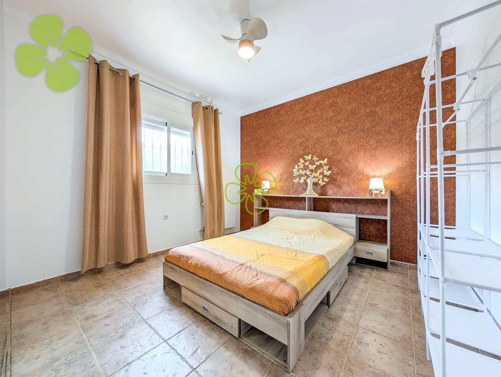 4 soveværelse Villa til salg i Lijar med swimmingpool - € 259.950 (Ref: 9618257)