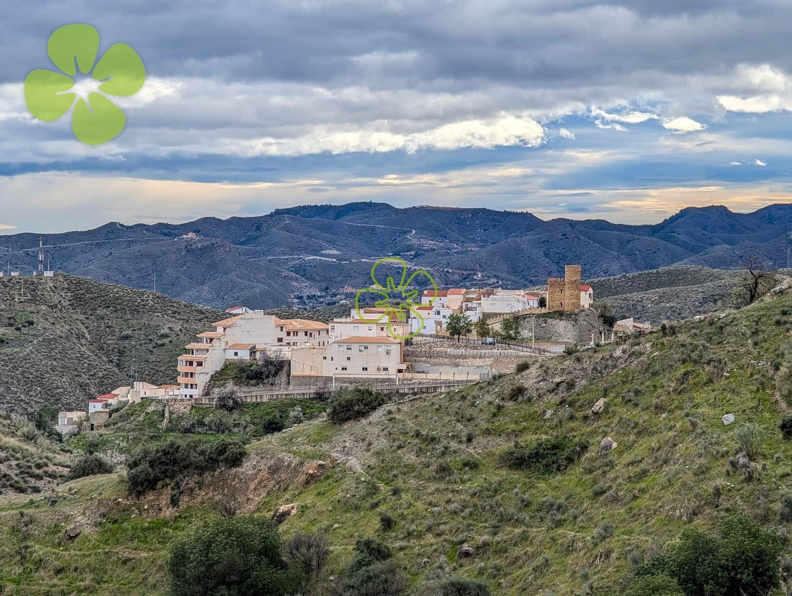 4 soveværelse Villa til salg i Lijar med swimmingpool - € 259.950 (Ref: 9618257)