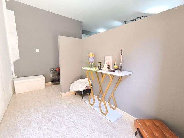 3 makuuhuone Huoneisto myytävänä paikassa Zurgena mukana uima-altaan - 139 950 € (Ref: 9618264)