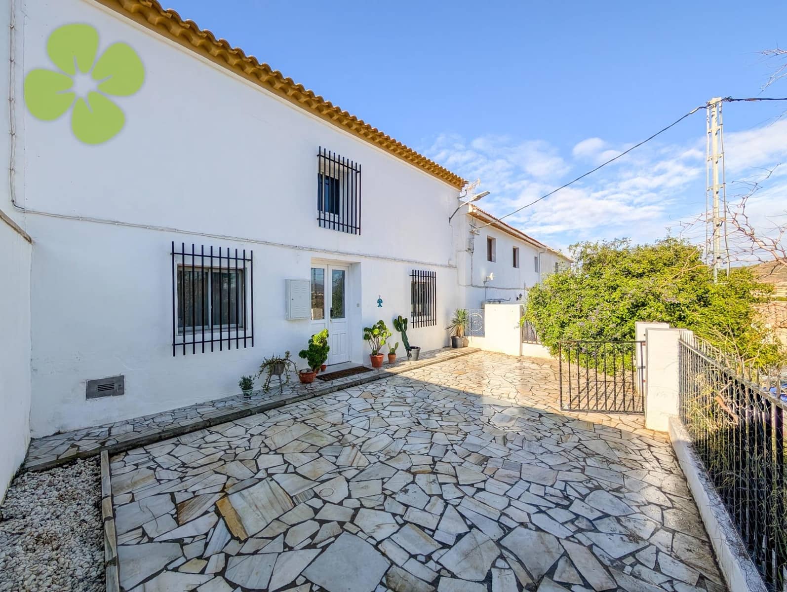 4 bedroom Finca/Country House for sale in Cantoria with pool - € 130,000 (Ref: 9618266)