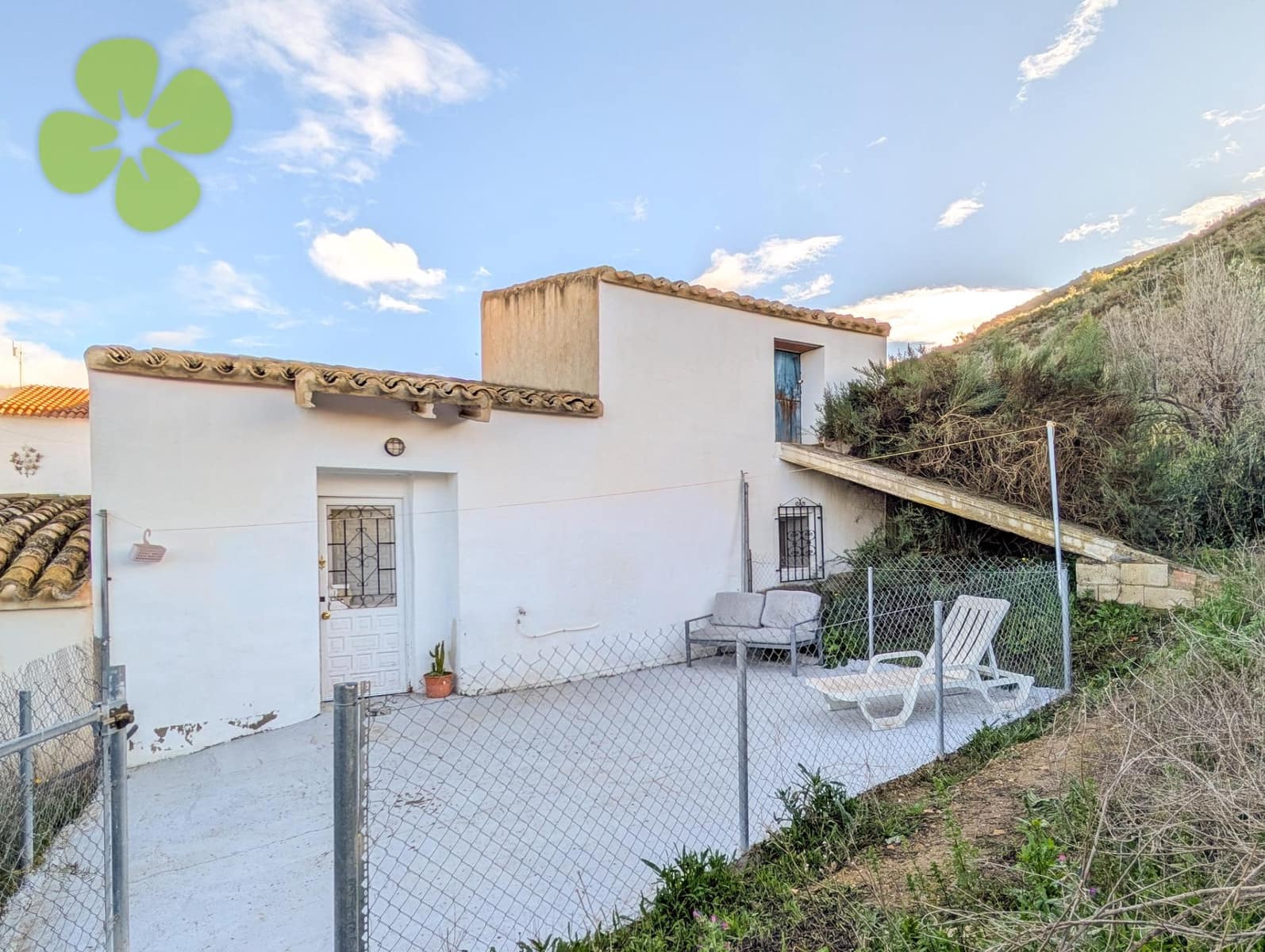 4 bedroom Finca/Country House for sale in Cantoria with pool - € 130,000 (Ref: 9618266)