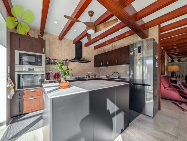 3 soveværelse Byhus til salg i Líjar med swimmingpool - € 219.000 (Ref: 9618267)