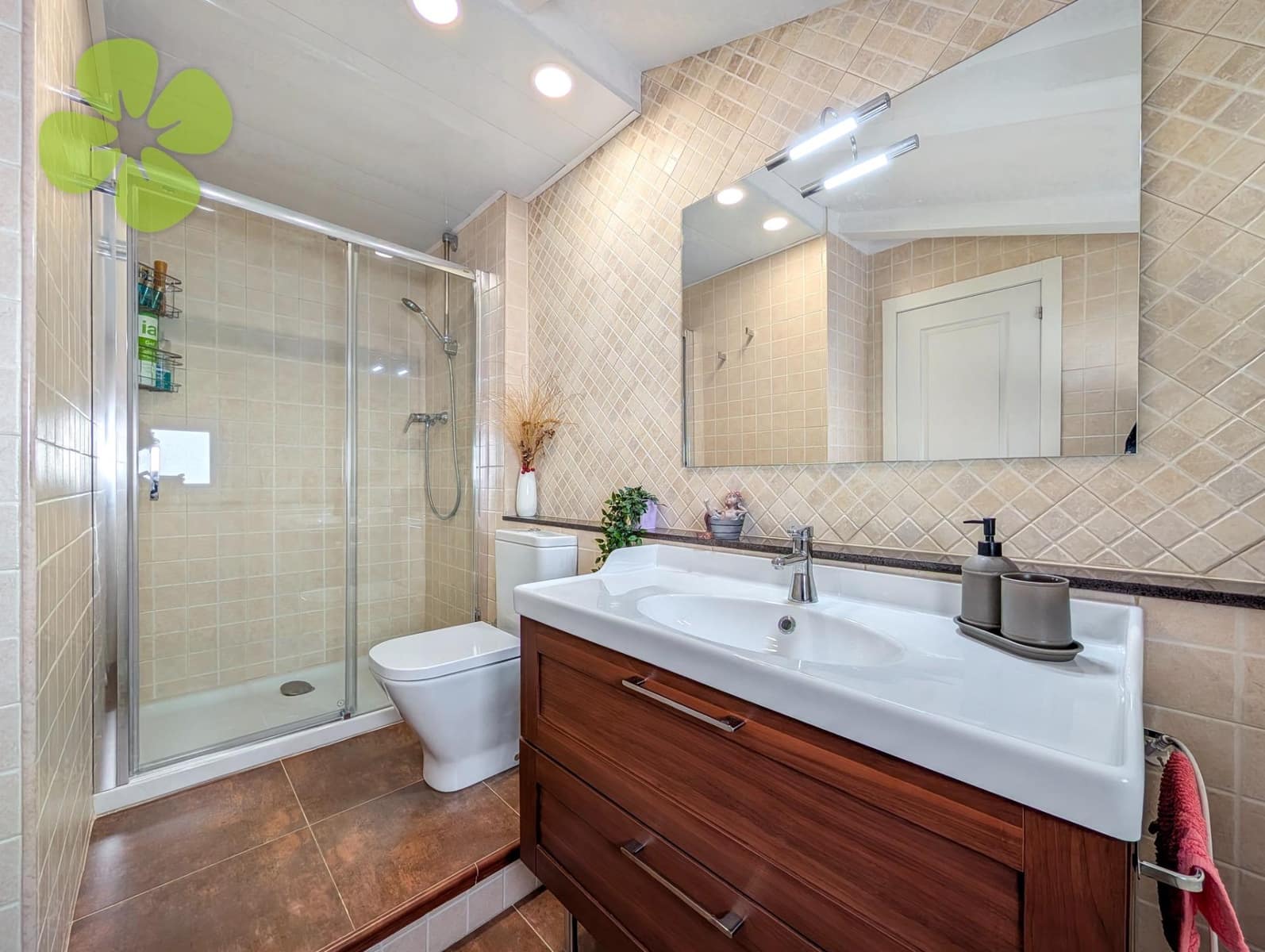 3 soveværelse Byhus til salg i Lijar med swimmingpool - € 219.000 (Ref: 9618267)