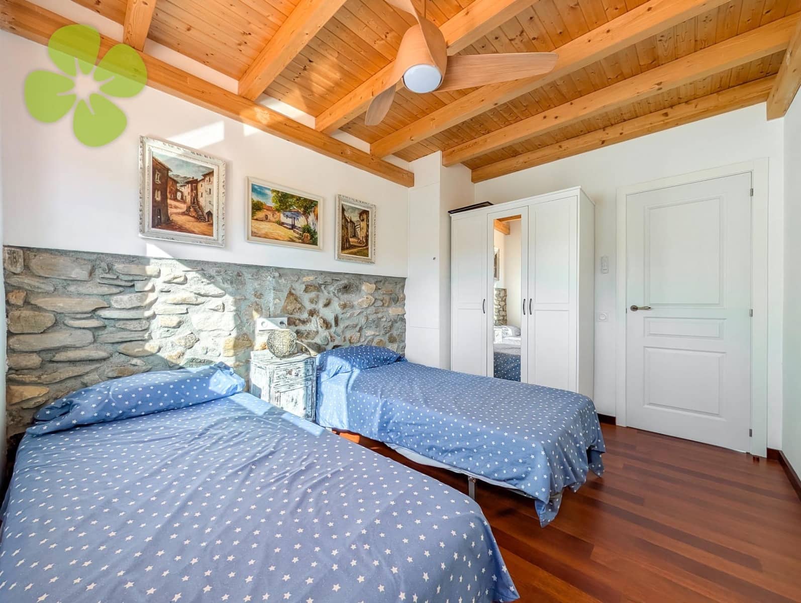 3 soveværelse Byhus til salg i Lijar med swimmingpool - € 219.000 (Ref: 9618267)