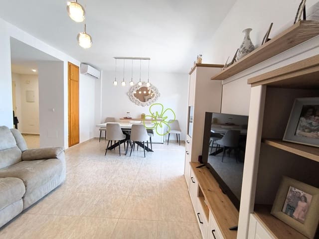 3 makuuhuone Huoneisto myytävänä paikassa Zurgena mukana uima-altaan - 139 950 € (Ref: 9618270)