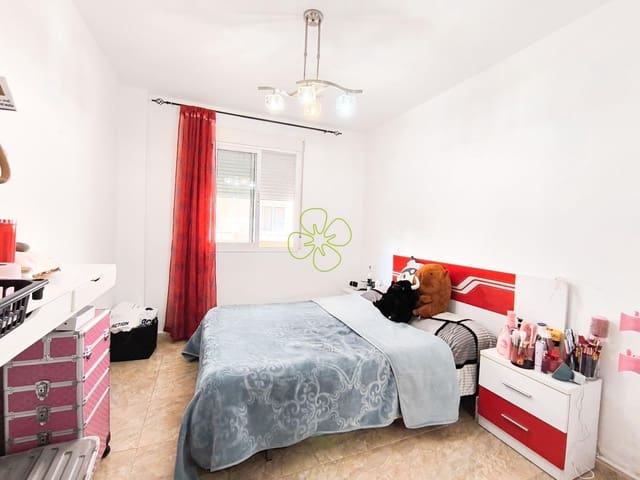 Apartamento de 3 habitaciones en Albox en venta - 115.000 € (Ref: 9618271)