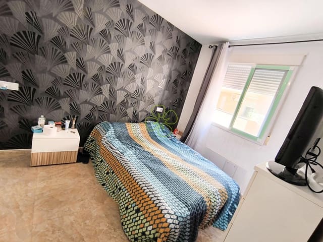 Apartamento de 3 habitaciones en Albox en venta - 115.000 € (Ref: 9618271)