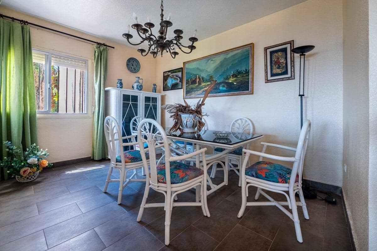 5 bedroom Villa for sale in Mojacar with pool - € 1,750,000 (Ref: 9618272)