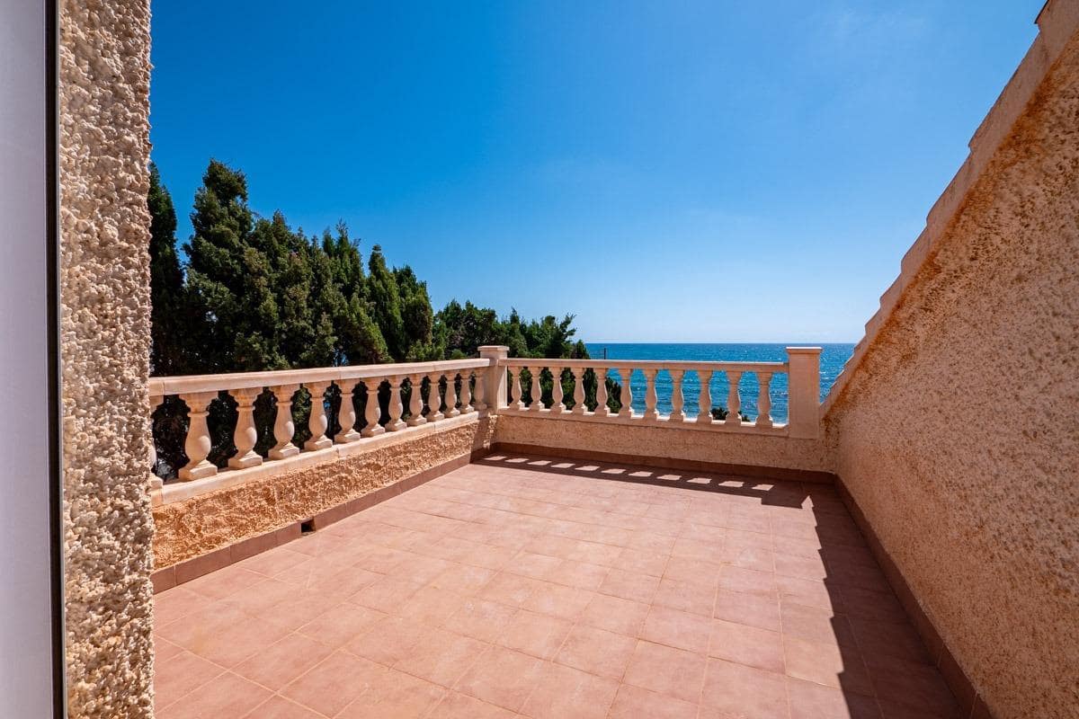 5 bedroom Villa for sale in Mojacar with pool - € 1,750,000 (Ref: 9618272)