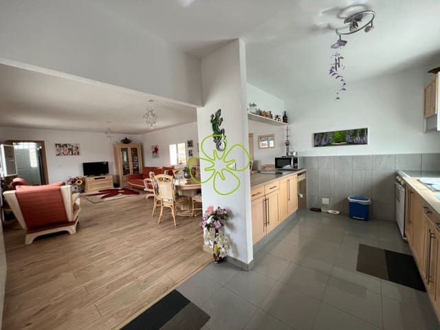 3 bedroom Villa for sale in Oria - € 199,000 (Ref: 9618274)