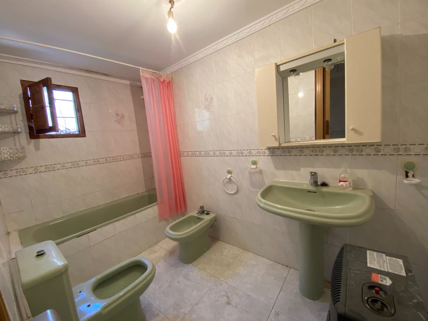 3 bedroom Finca/Country House for sale in Cantoria - € 79,000 (Ref: 9618279)