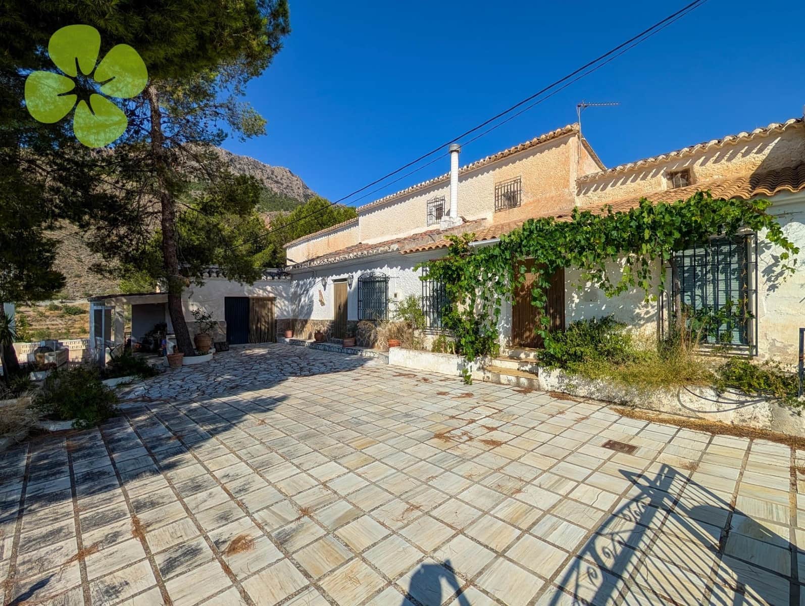 4 bedroom Finca/Country House for sale in Albox - € 85,000 (Ref: 9618285)